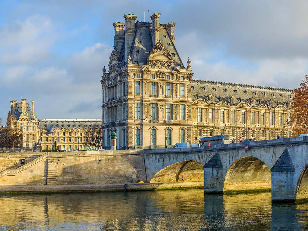 Seine River Cruise Pont-Royal Louvre Paris » Paris Whatsup