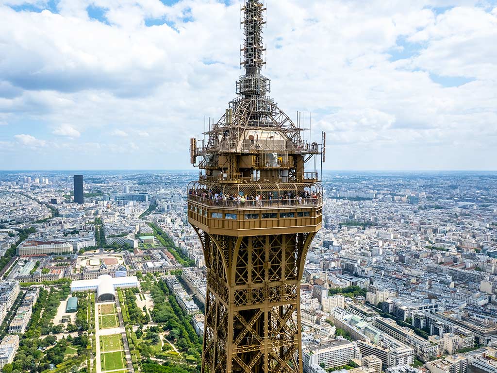 eiffel tower paris guided tour tickets » Paris Whatsup